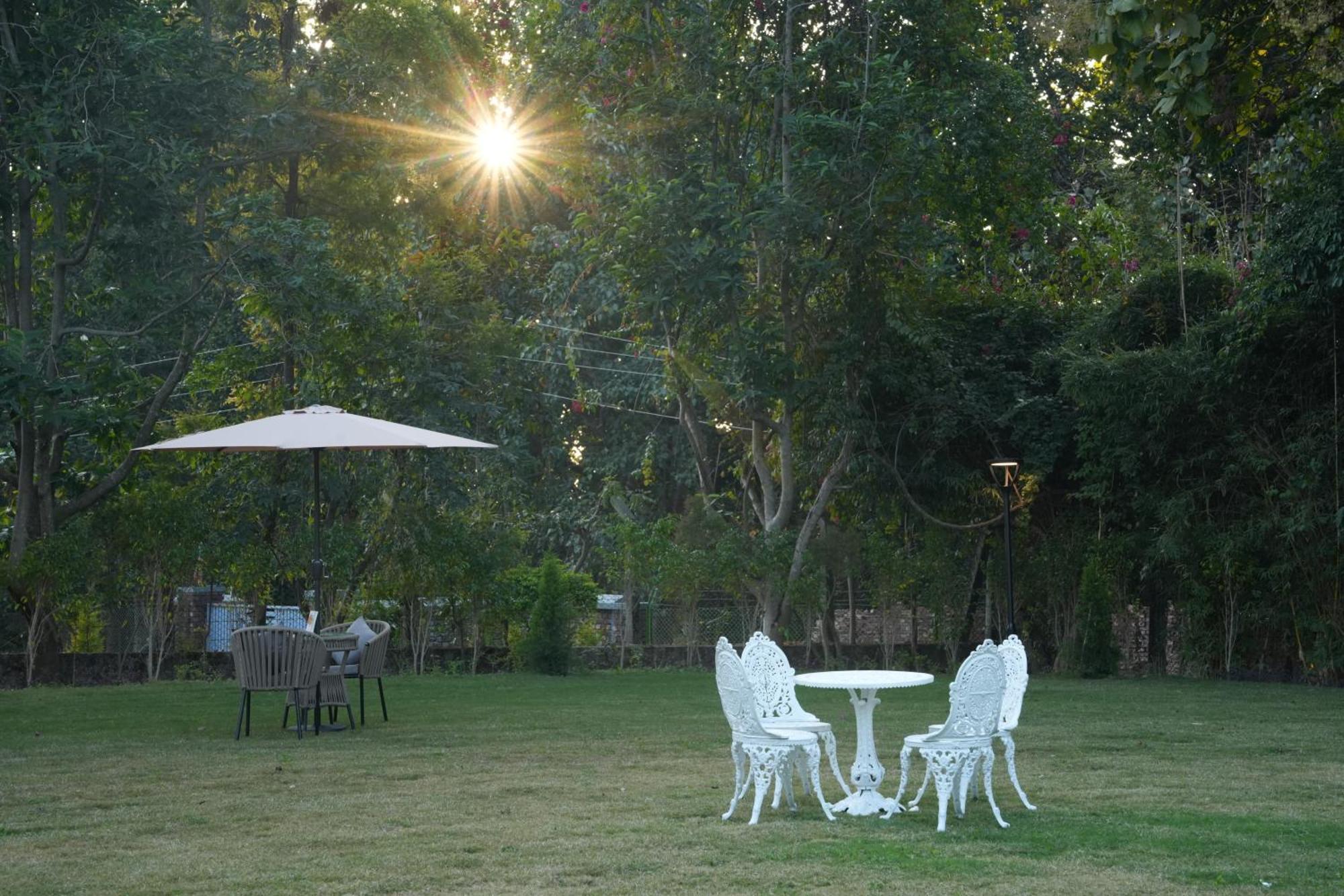 3Acres Resorts דהראדון מראה חיצוני תמונה