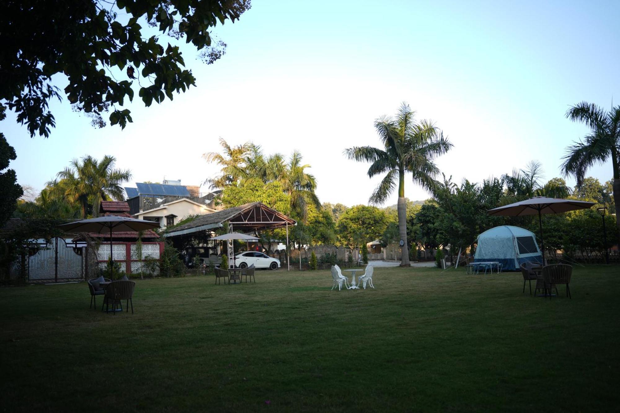 3Acres Resorts דהראדון מראה חיצוני תמונה